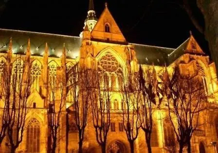 Prázdninový dům Spacious Quentoinise Town House *