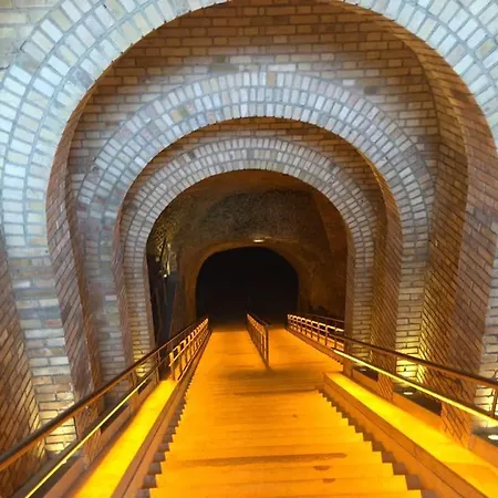 Spacious Quentoinise Town House Saint-Quentin (Aisne)