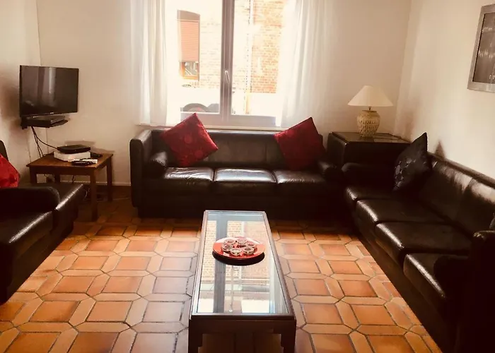 펜션 Spacious Quentoinise Town House *